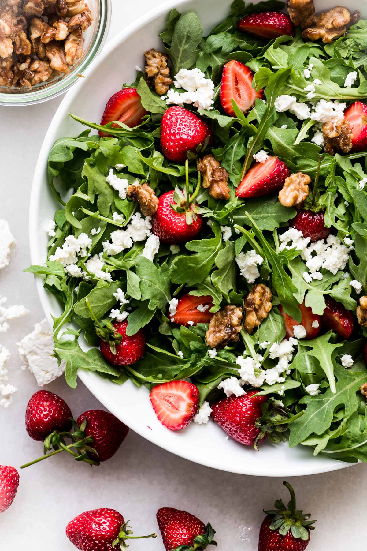 Strawberry Arugula Salad With Candied Walnuts