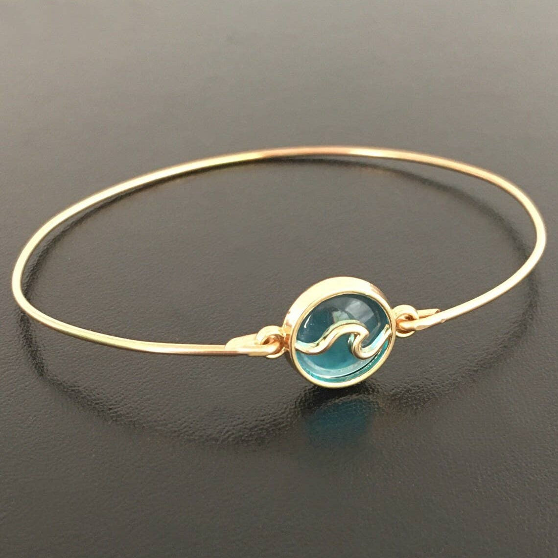Sea Wave Bracelet