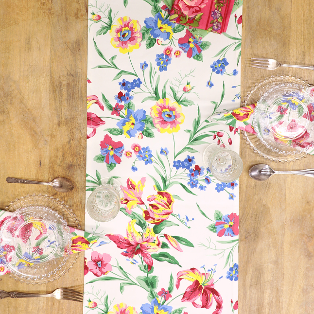 Lillianna Table Runner