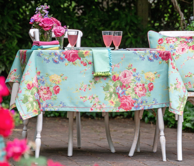 Cottage Rose Outdoor Dining Cloth