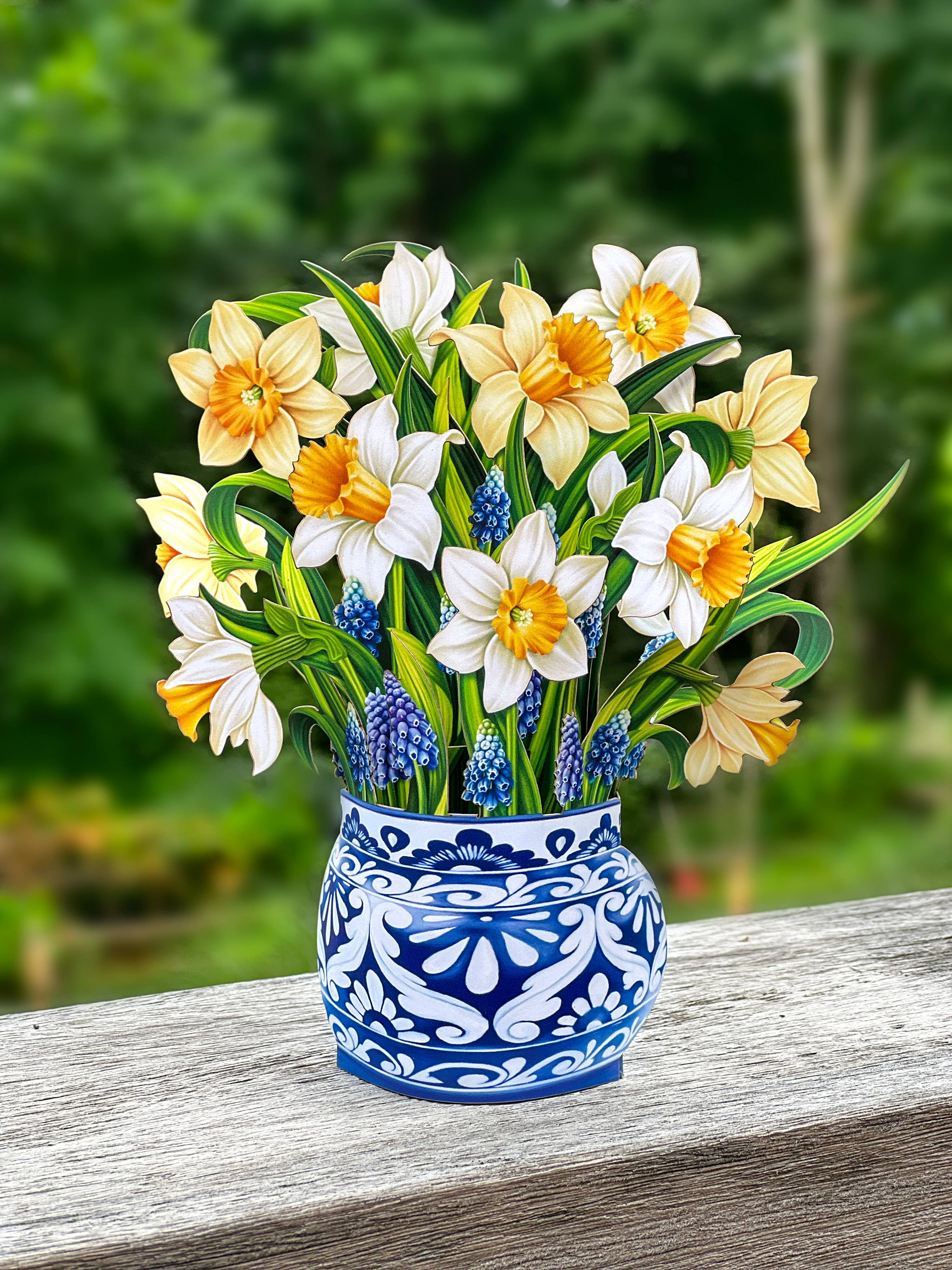 FreshCut Paper Mini Daffodils Pop-Up Card 3D Card Fabvilla