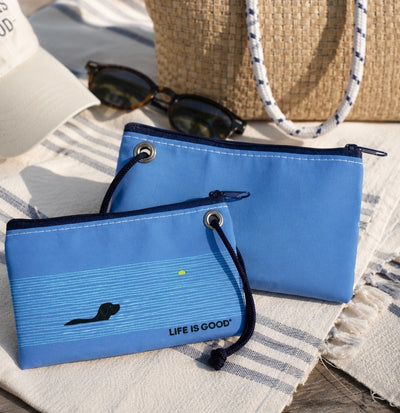 Life is Good Dog Days Wristlet