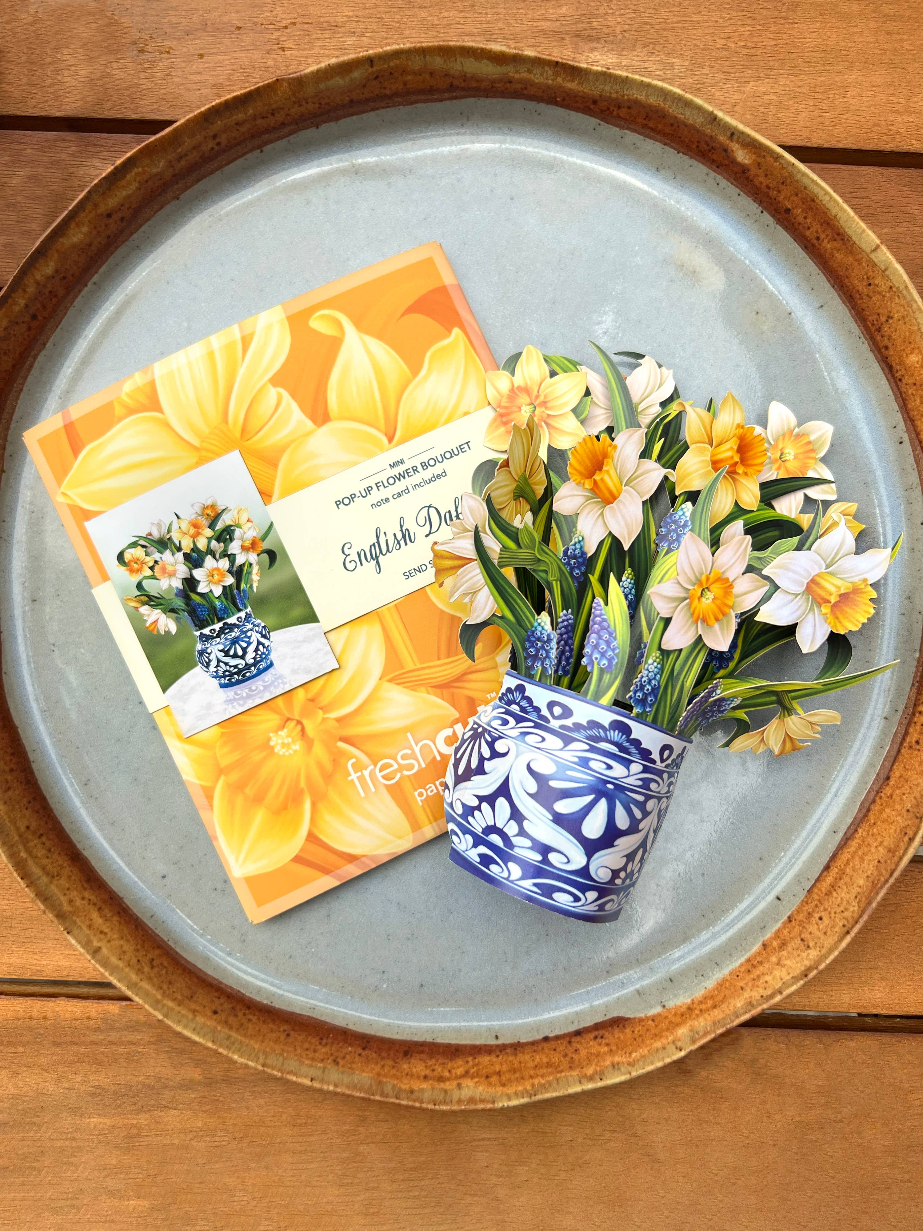 FreshCut Paper Mini Daffodils Pop-Up Card 3D Card Fabvilla