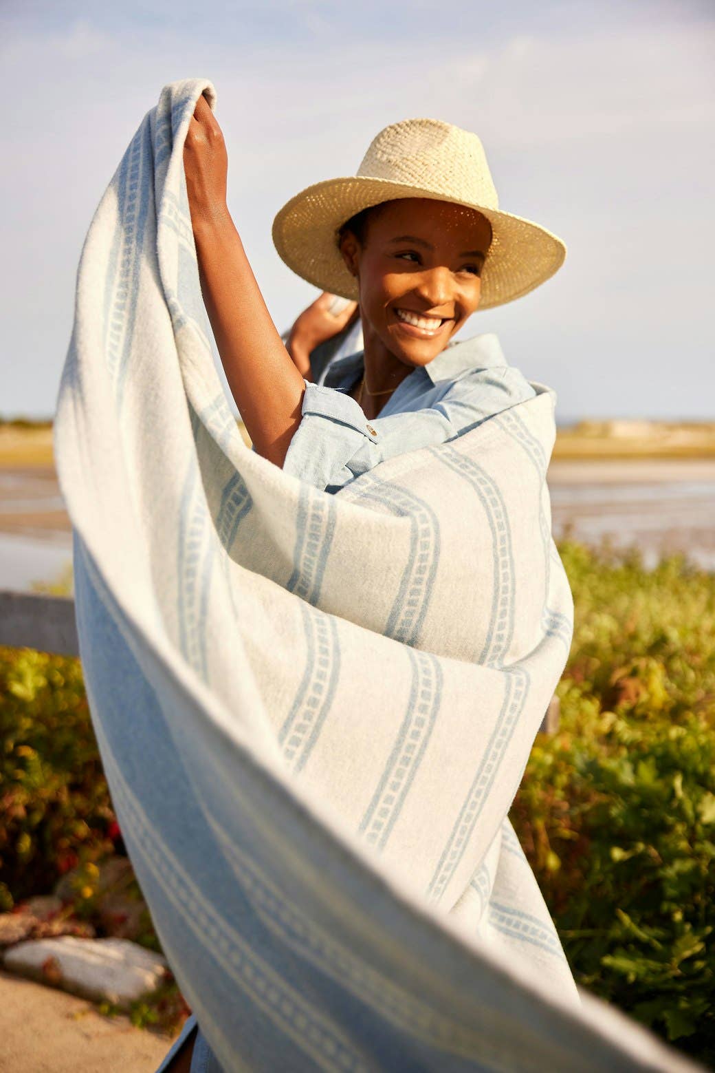 Tile Stripe Lightweight Blanket