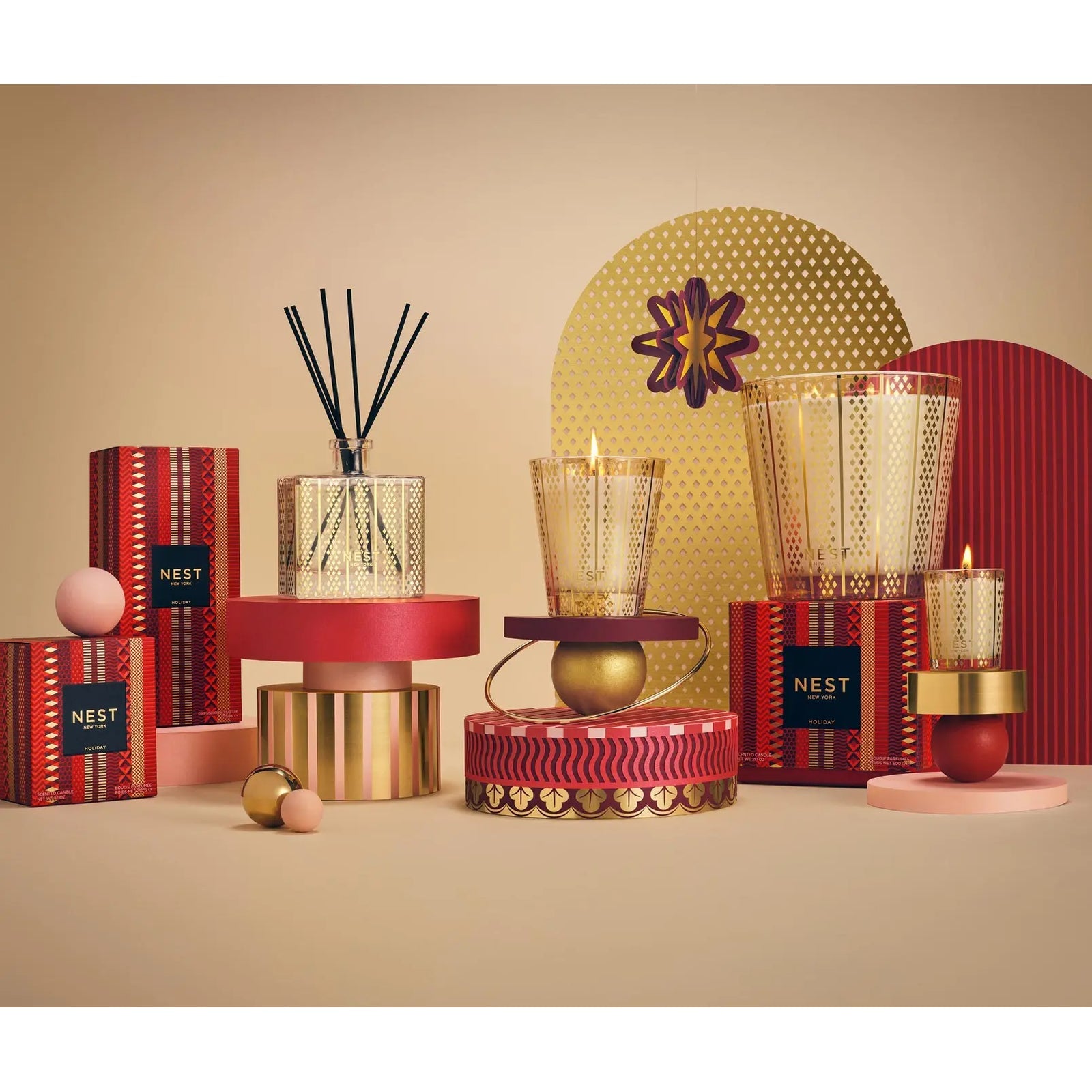 NEST Holiday Classic Candle, view 6