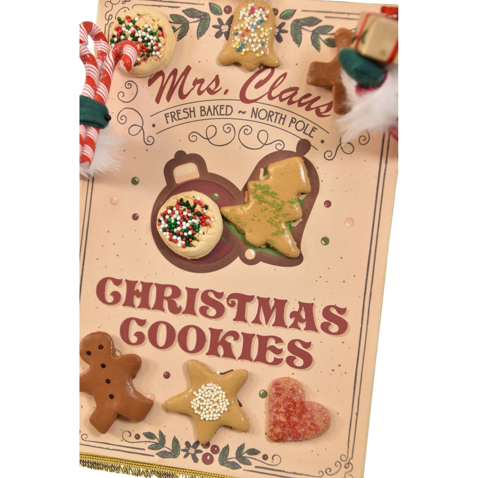 Byers' Choice Santa with Cookie Sandwich Board Caroler, view 4