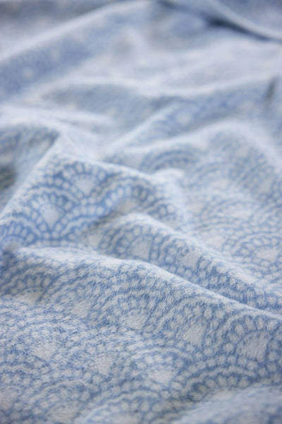 Seaside Scallops Fog Blanket