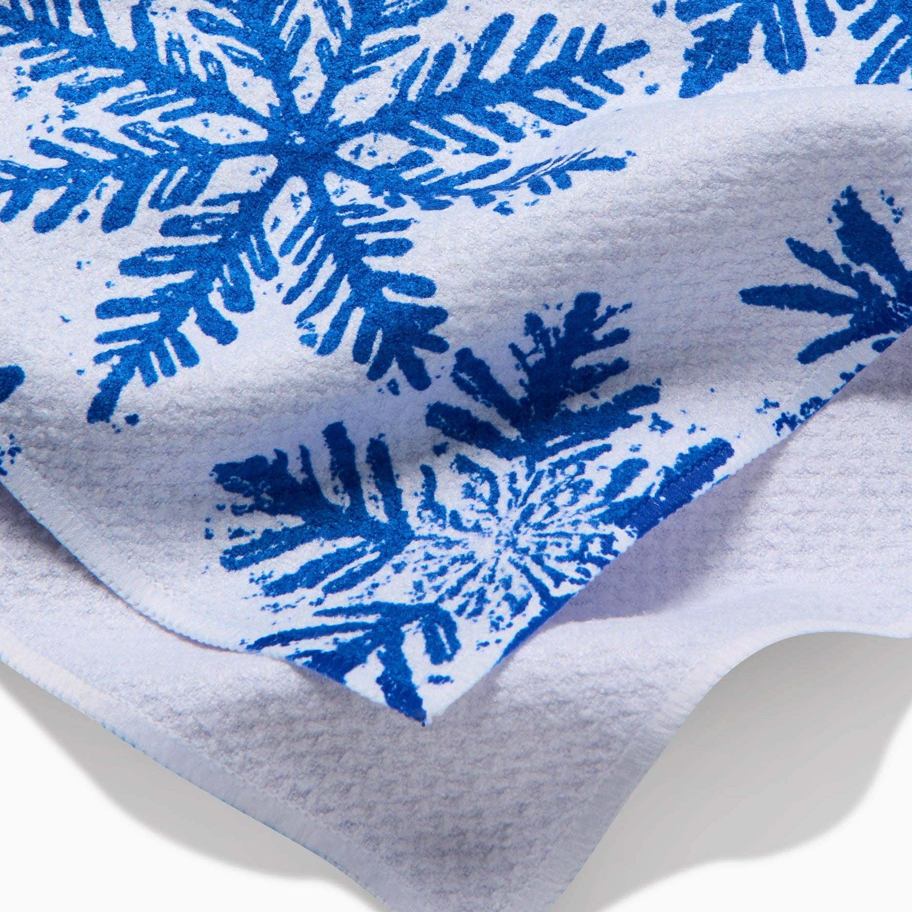 Snowy Days Blue