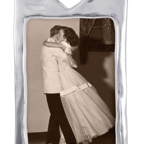 Open Heart 4x6 Frame - Fab Vila