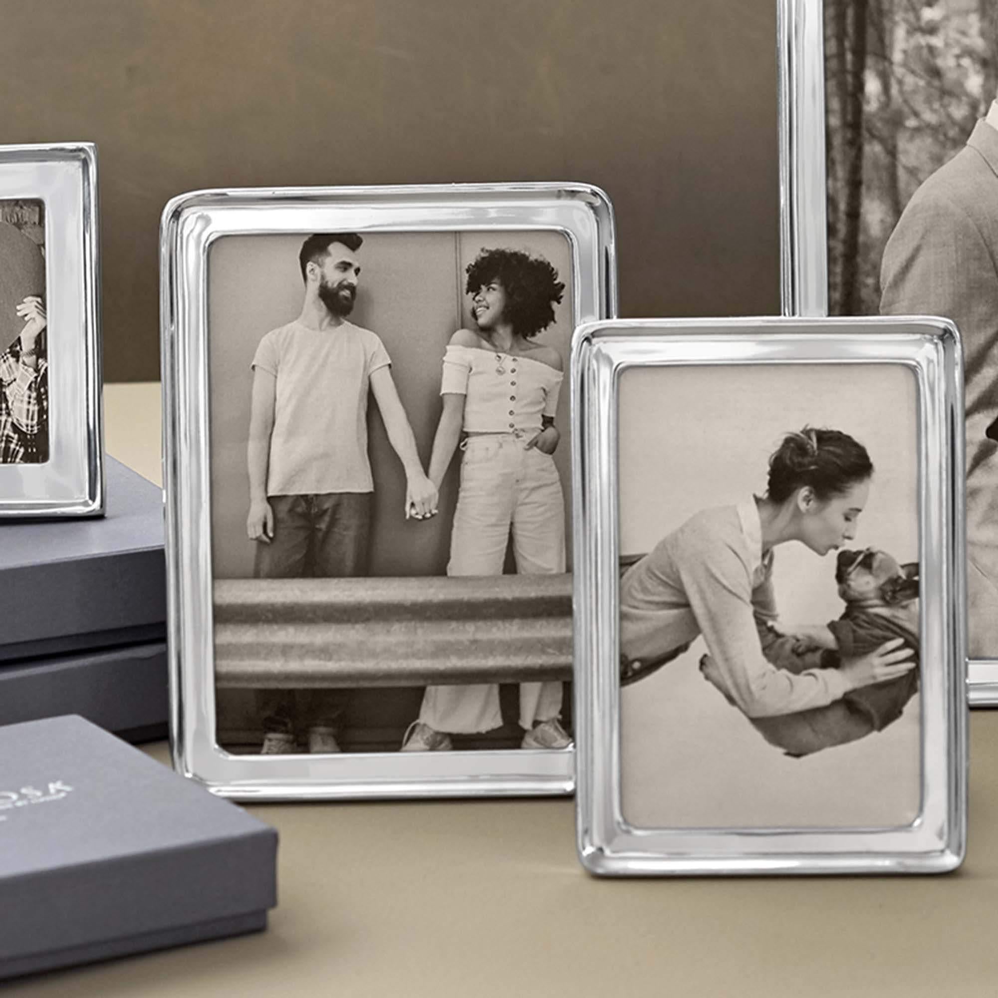 Signature 4X6 Frame - Fab Vila