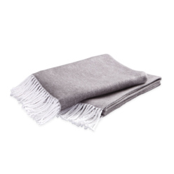 Pezzo Throw- - Fab Vila
